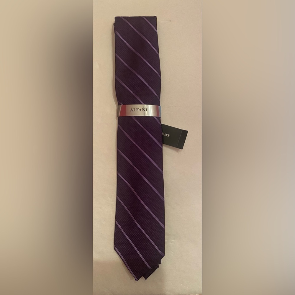 Alfani Men's Purple Stripe Tie - Picture 3 of 5